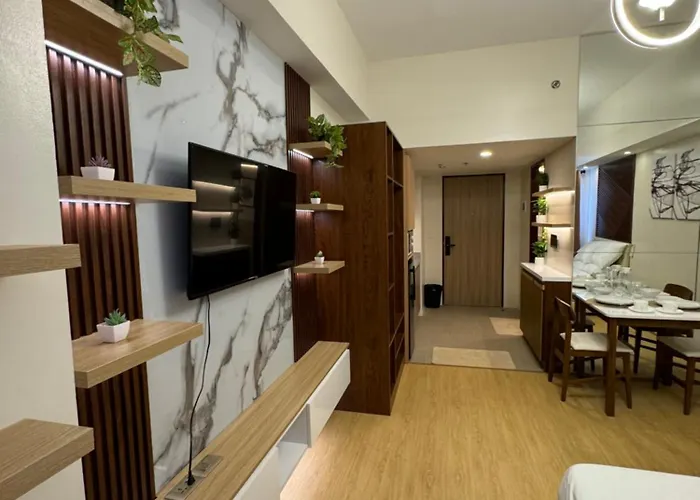 Be Residences Chic & Cozy *